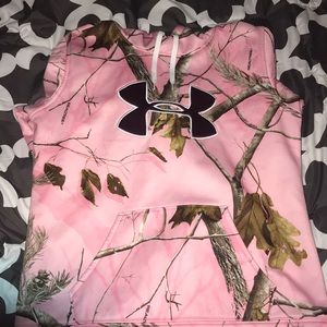 Under armour camo 💓